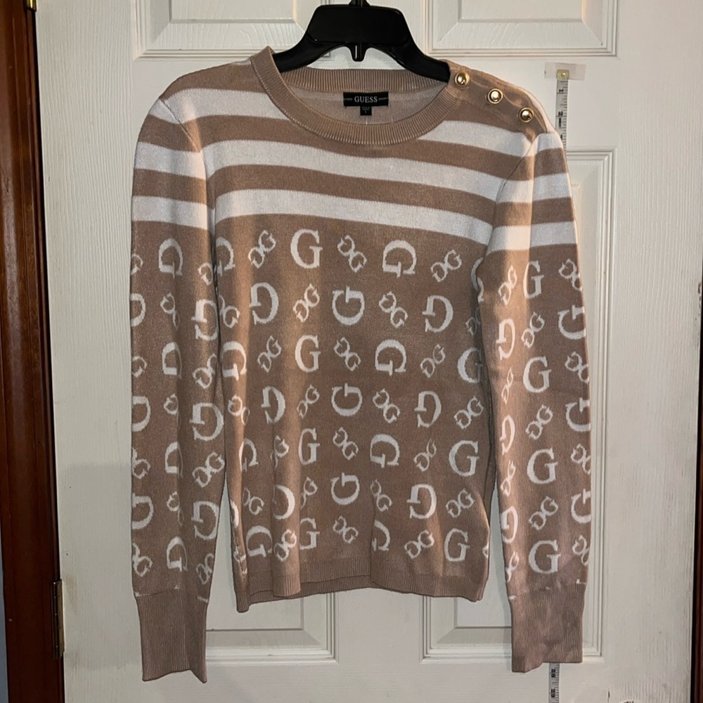 NWT-guess-L-Brown& cream-long sleeve, pullover, crewneck, gold button, sweater.